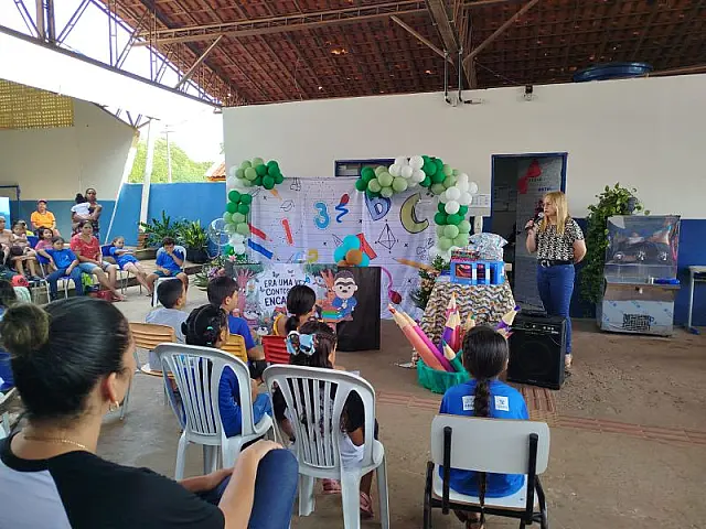 Anastácio premia alunos do Concurso de Leitura