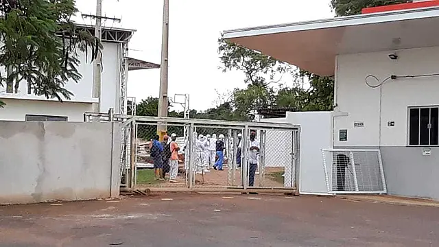 Funcionária apresenta sintomas de covid e laticínio paralisa atividades