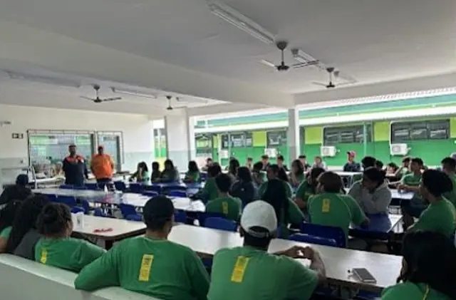 Defesa Civil nas Escolas: preparando futuras gerações para emergências