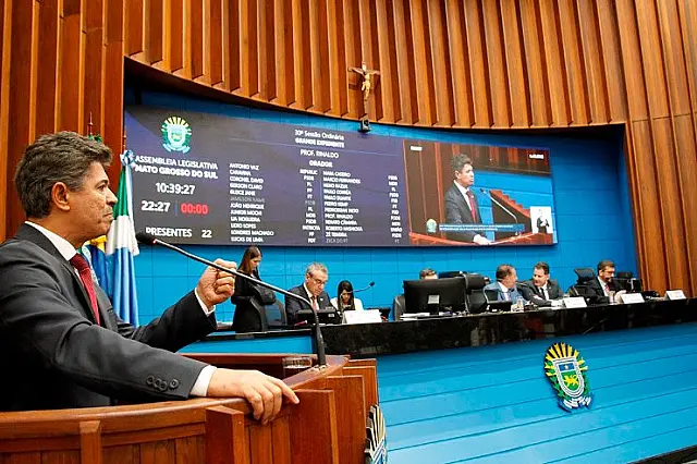 Violência contra a mulher: Deputados da ALEMS debatem coibição da prática