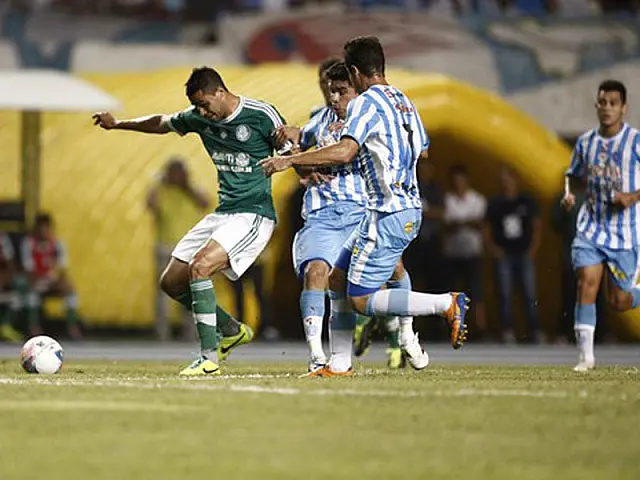 Paysandu vence, ganha fôlego contra a degola e adia título do Palmeiras