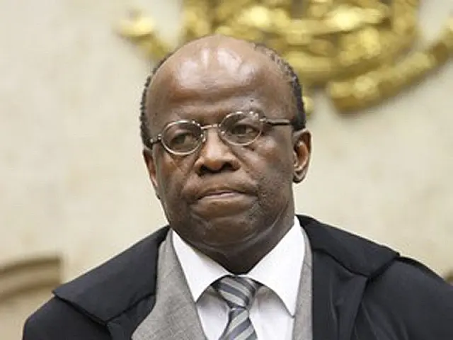 Maioria dos políticos quer é 'dinheiro, dinheiro, dinheiro', diz Joaquim Barbosa