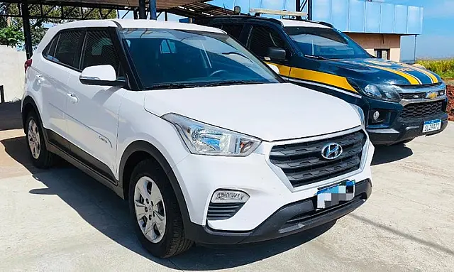 PRF recupera veículo com placas falsas e registro de furto em Nova Andradina