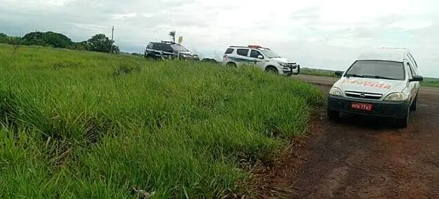 Mulher é encontrada morta com o pescoço quebrado