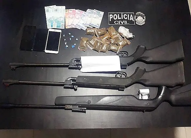 Traficantes são presos com armas furtadas de loja de caça em Bonito