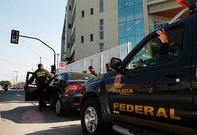 PF desarticula quadrilha de tráfico internacional de drogas
