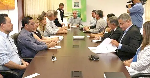 Governo de MS faz estudo para reativar Plano de Demissão Voluntária
