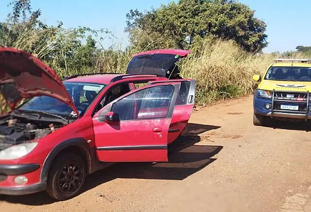 Homem é preso com haxixe escondido em fundo falso de veículo em Três Lagoas