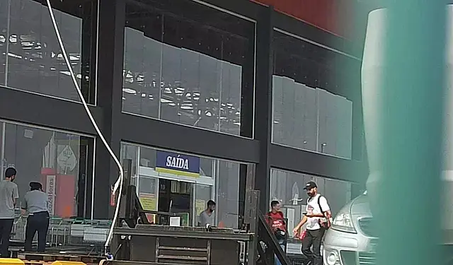No Atacadão, acidente provoca queimaduras de 2º grau em funcionário