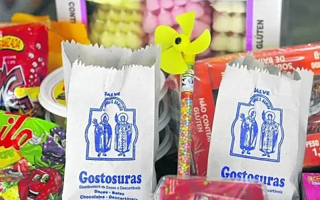 Com pandemia e alta nos preços, dia dos santos Cosme e Damião será "menos doce" porém feliz