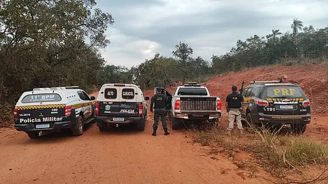 Caminhonete é apreendida com 1.667 kg de maconha em Jardim
