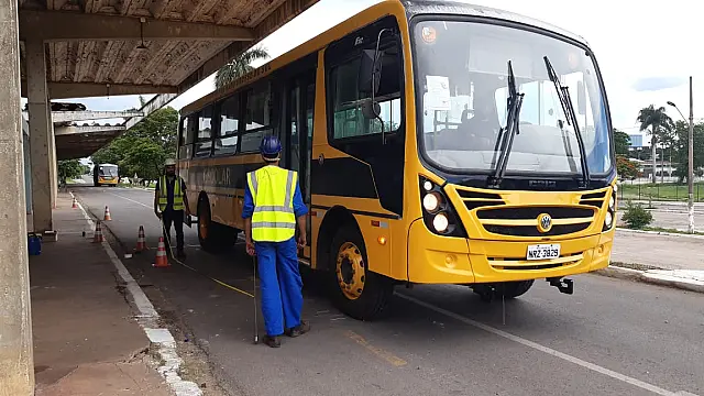 Prefeitura realiza vistoria na frota de transporte escolar de Corumbá