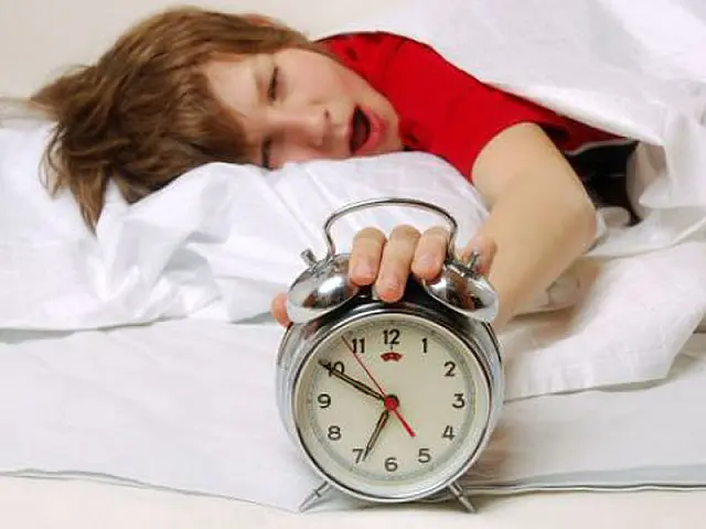 Adolescência: o corpo paga pelas noites mal dormidas