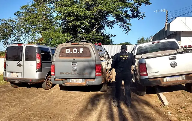 Dois veículos furtados são recuperados pelo DOF durante a Operação Hórus