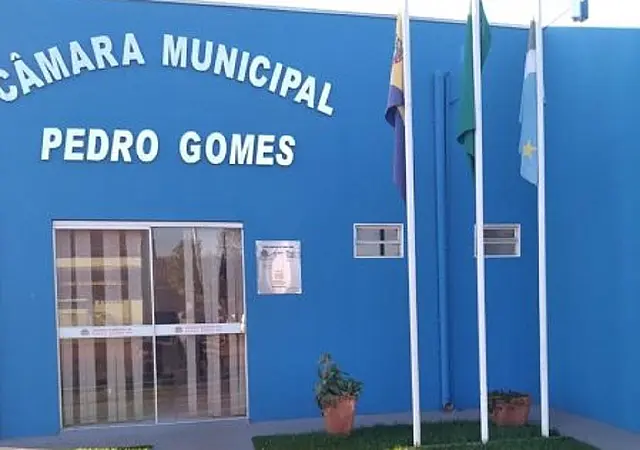 Câmara de Pedro Gomes abre concurso com salário de até R$ 3 mil