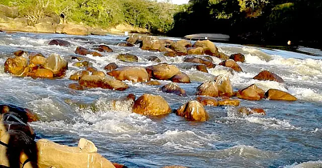 O(A) TURISMÓLOGO(A) E O RIO: UMA METÁFORA DE INTERPRETAÇÃO