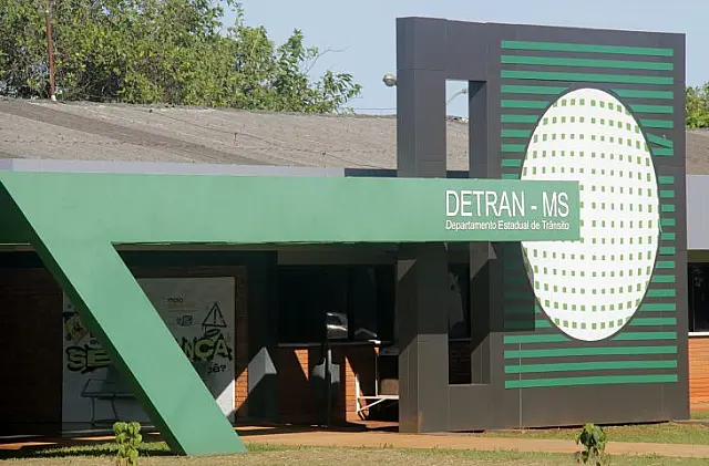 Condutores de MS têm direito a curso de reciclagem presencial e por EAD