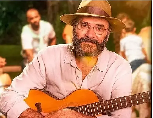 Anastácio recebe Almir Sater para show no sábado