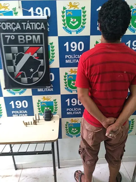 Após ameaçar mulher, homem é preso pela PM em Aquidauana com várias munições