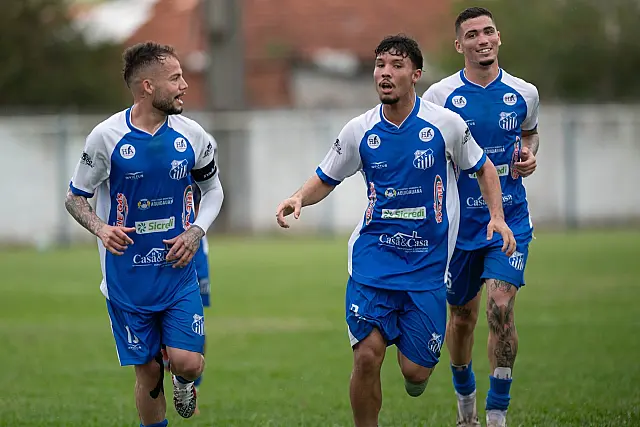 Aquidauanense celebra título com vitória e gol histórico no Noroeste