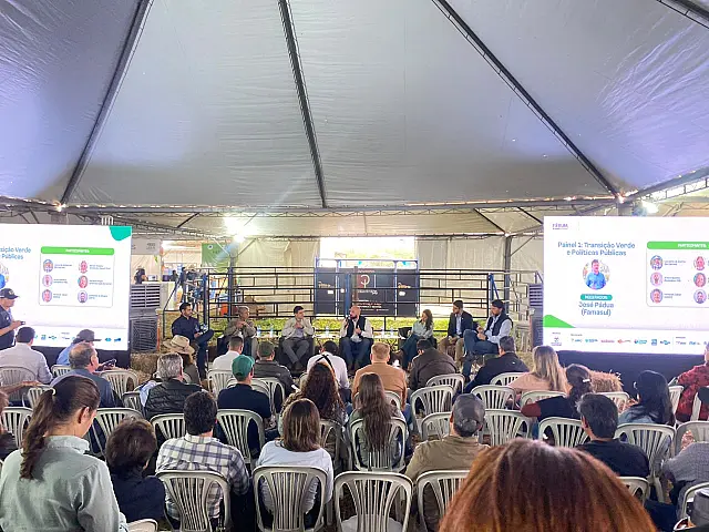Segundo dia do Pantanal Tech MS 2026 reúne palestras, leilões e shows