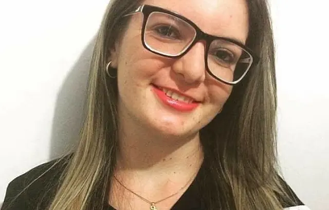 Jovem desaparecida é encontrada deitada em mato próximo a Lagoa Comprida