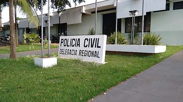 Jovem é preso em flagrante por violação de domicílio e violência doméstica