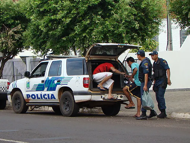 Dupla é presa após furtar ventilador em Aquidauana