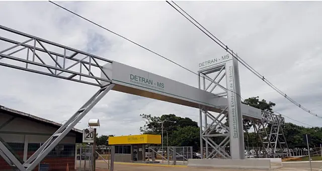 Detran-MS revisa procedimentos e melhora processo de alteração de característica