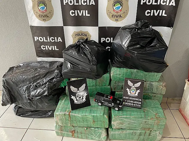 Homem é flagrado com mais de 300kg de maconha