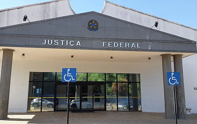 Ex-funcionário do BB de Rio Negro é condenado por fraude e estelionato