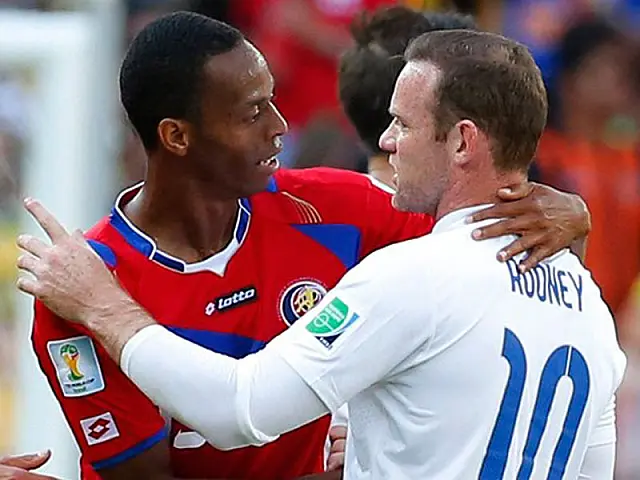 Costa Rica empata com a Inglaterra e garante liderança