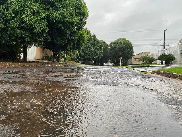 Aquidauana está em alerta para temporais e ventos de até 100 km/h