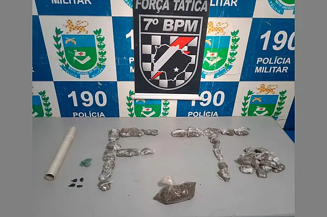 Jovem é preso e adolescente apreendido por tráfico de drogas em Aquidauana