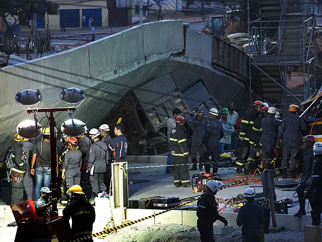 Justiça libera demolição de viaduto que caiu em Belo Horizonte