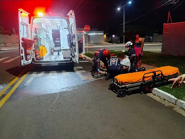 Queda de moto deixa duas mulheres feridas em Anastácio