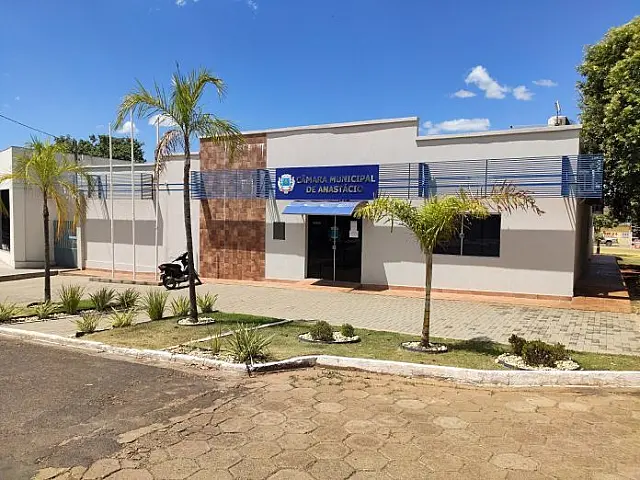 Justiça determina suspensão do reajuste nos salários dos vereadores de Anastácio