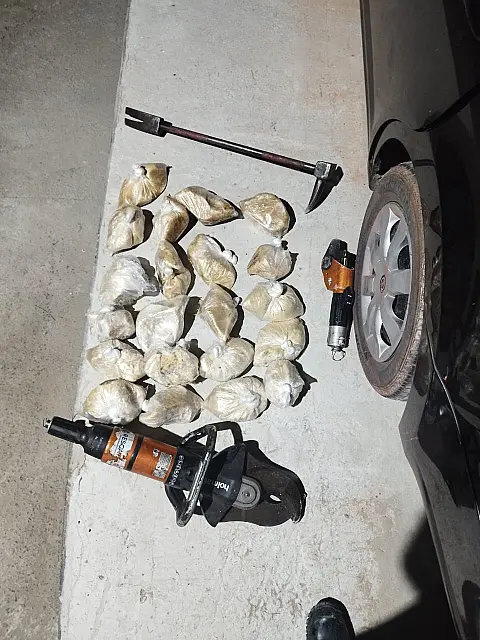PRF e Bombeiros apreendem droga escondida em tanque de veículo em Corumbá