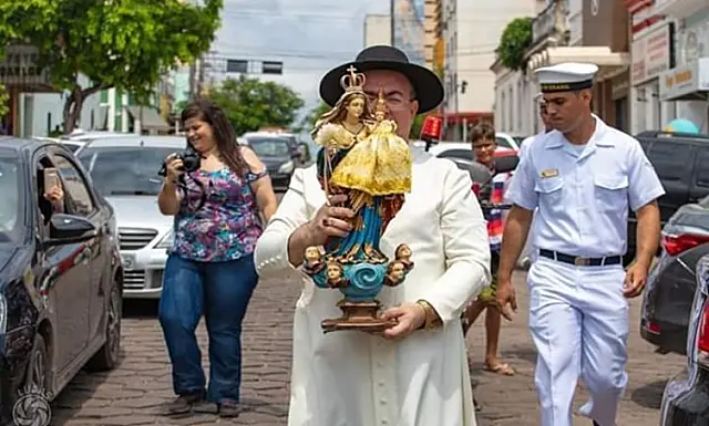 Acadêmica faz documentário sobre padroeira de Ladário e recebe Moção da Assembleia