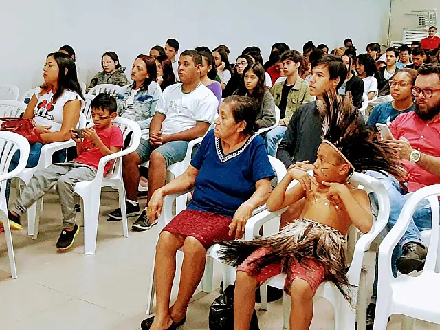 Indígenas discutem direitos em evento na biblioteca do IFMS