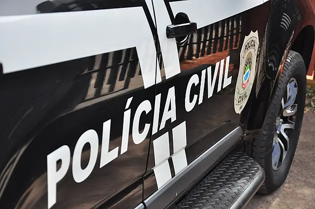 Mulher encontra o próprio irmão morto na varanda do Jardim Balneário