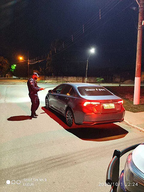 Suboficial aposentado da Marinha é preso dirigindo embriagado em Bodoquena