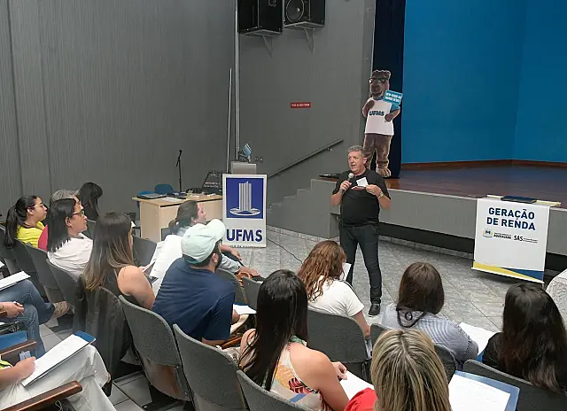 Moradores e servidores se capacitam em técnicas de Cerimonial Público