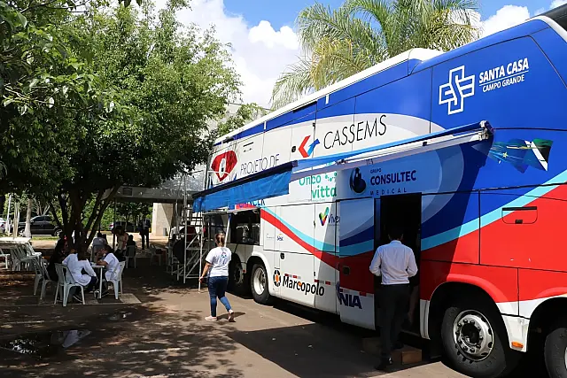 Ônibus da Saúde presta atendimento para prevenção contra o câncer de mama e de próstata