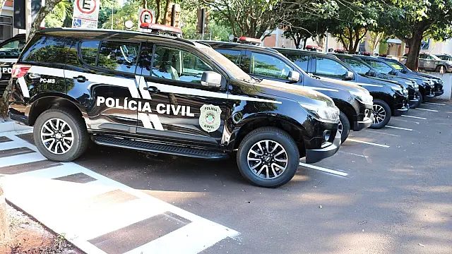 Polícia civil prende homem com 3 mandados em aberto