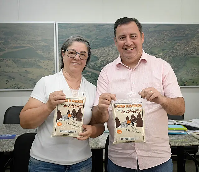 Furnas dos Baianos produz cerca de 2,5 mil quilos de farinha artesanal