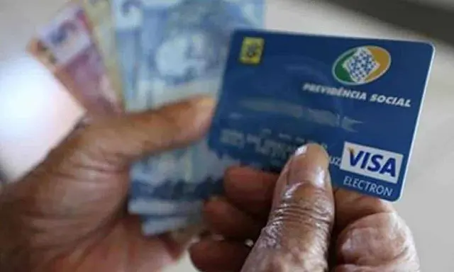 Golpista diz ser do INSS e rouba quase R$ 30 mil de idosa