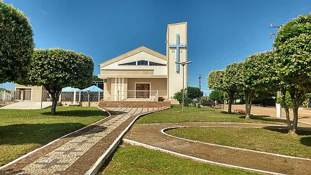 Procissão e galinhada marcam dia da padroeira de Anastácio