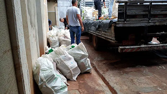DOF apreende caminhão com quase três toneladas de maconha