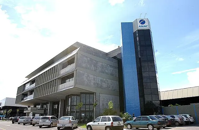 ANAC moderniza regra para autorização de eventos aéreos